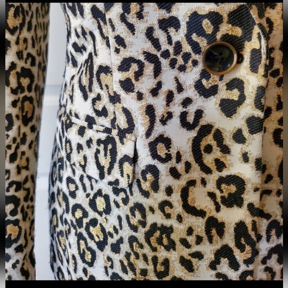 CHICO'S ANIMAL PRINT WITH METALLIC GOLD THREAD BLAZER, SZ 3 - Picture 8 of 8